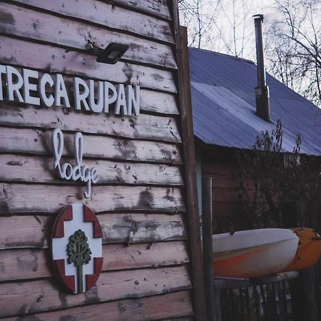 Treca Rupan Lodge Neltume Exterior foto